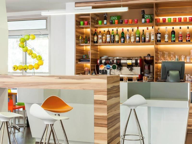 Hotel Ibis Styles Paris Saint Ouen Esterno foto