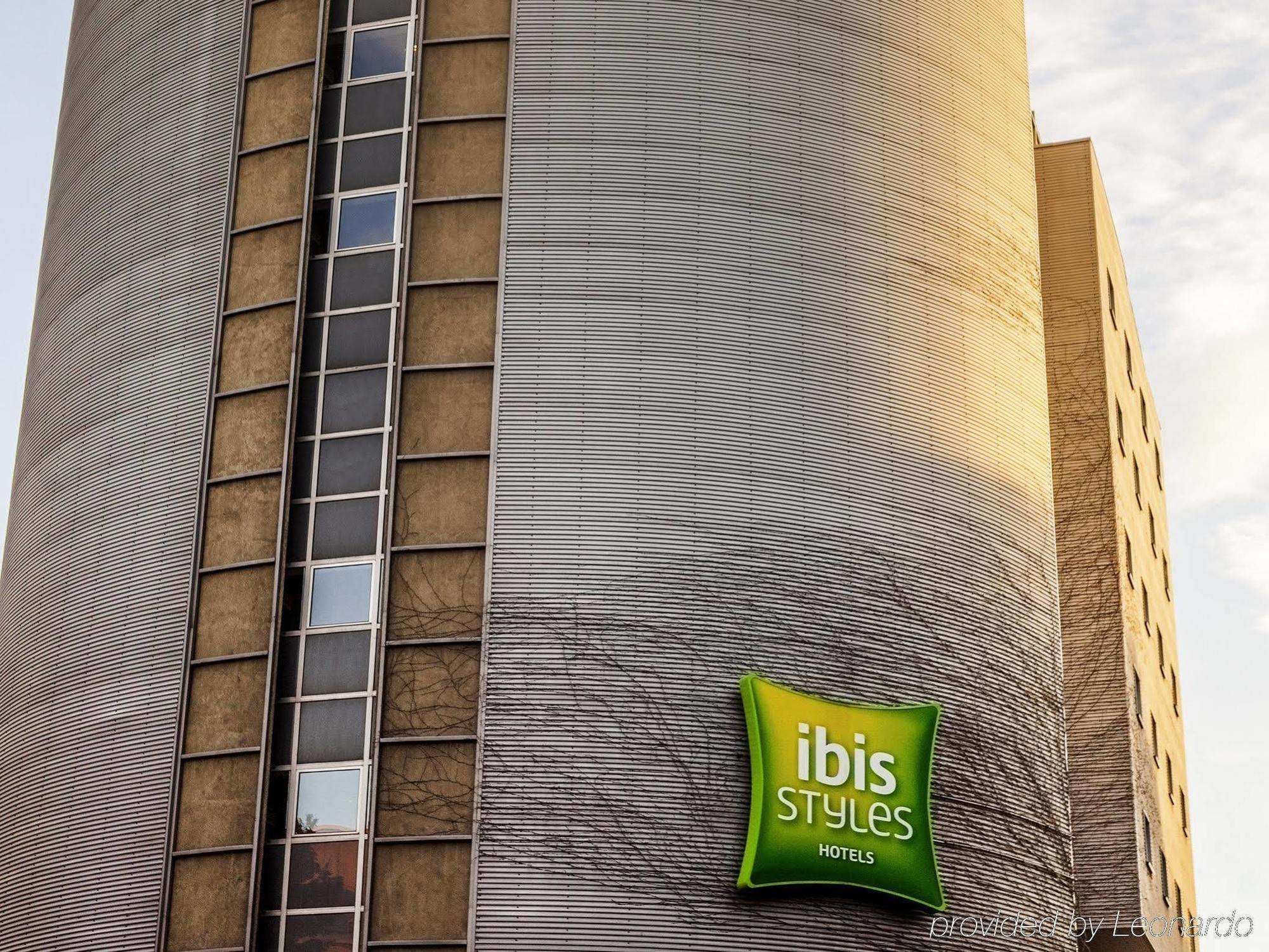 Hotel Ibis Styles Paris Saint Ouen Esterno foto