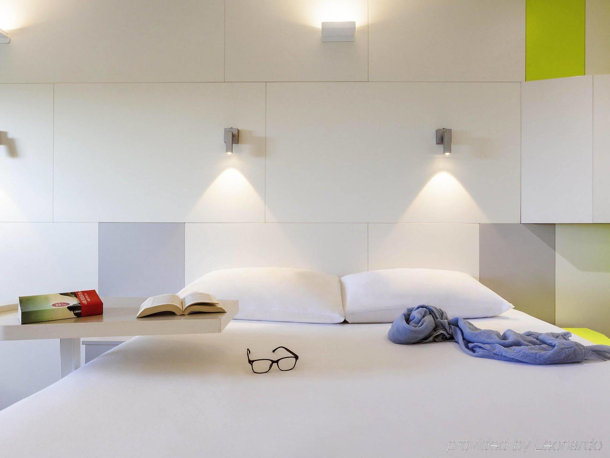 Hotel Ibis Styles Paris Saint Ouen Esterno foto